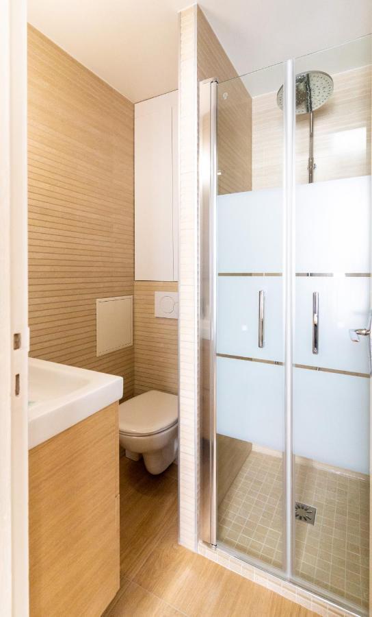 Hotel Capfun Le Saint Germain, Paris Luaran gambar